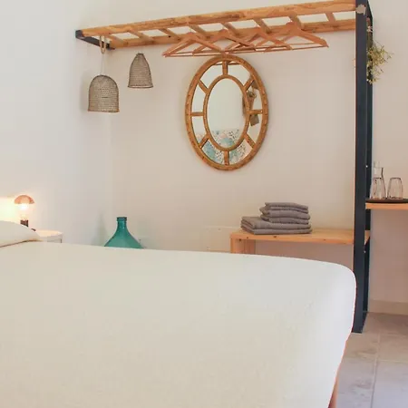 Casa Mahe Bed & Breakfast 4*