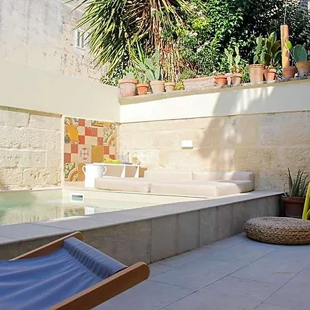 Casa Mahe 4*